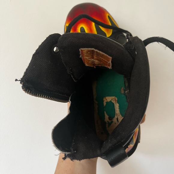 Painted vintage Harley Davidson moto boots - Picture 7 of 8